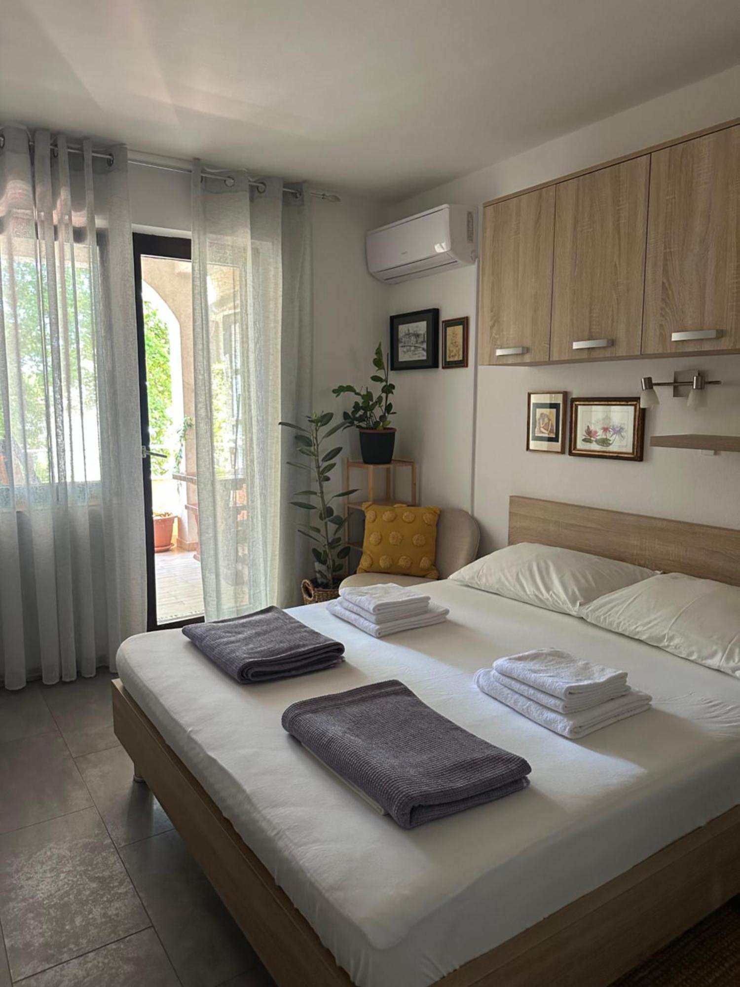 Studio Apartman Stefanija Selce Esterno foto