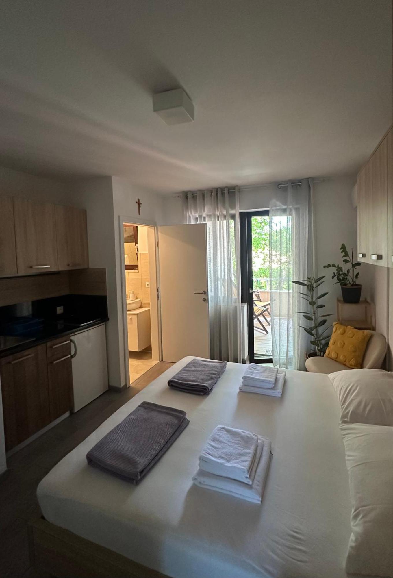 Studio Apartman Stefanija Selce Esterno foto